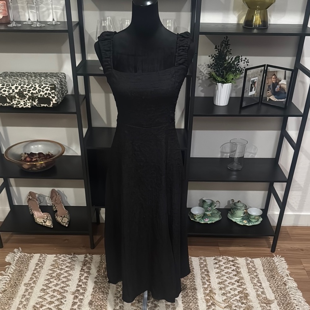 Astr Black Midi Dress with Ruffled Straps